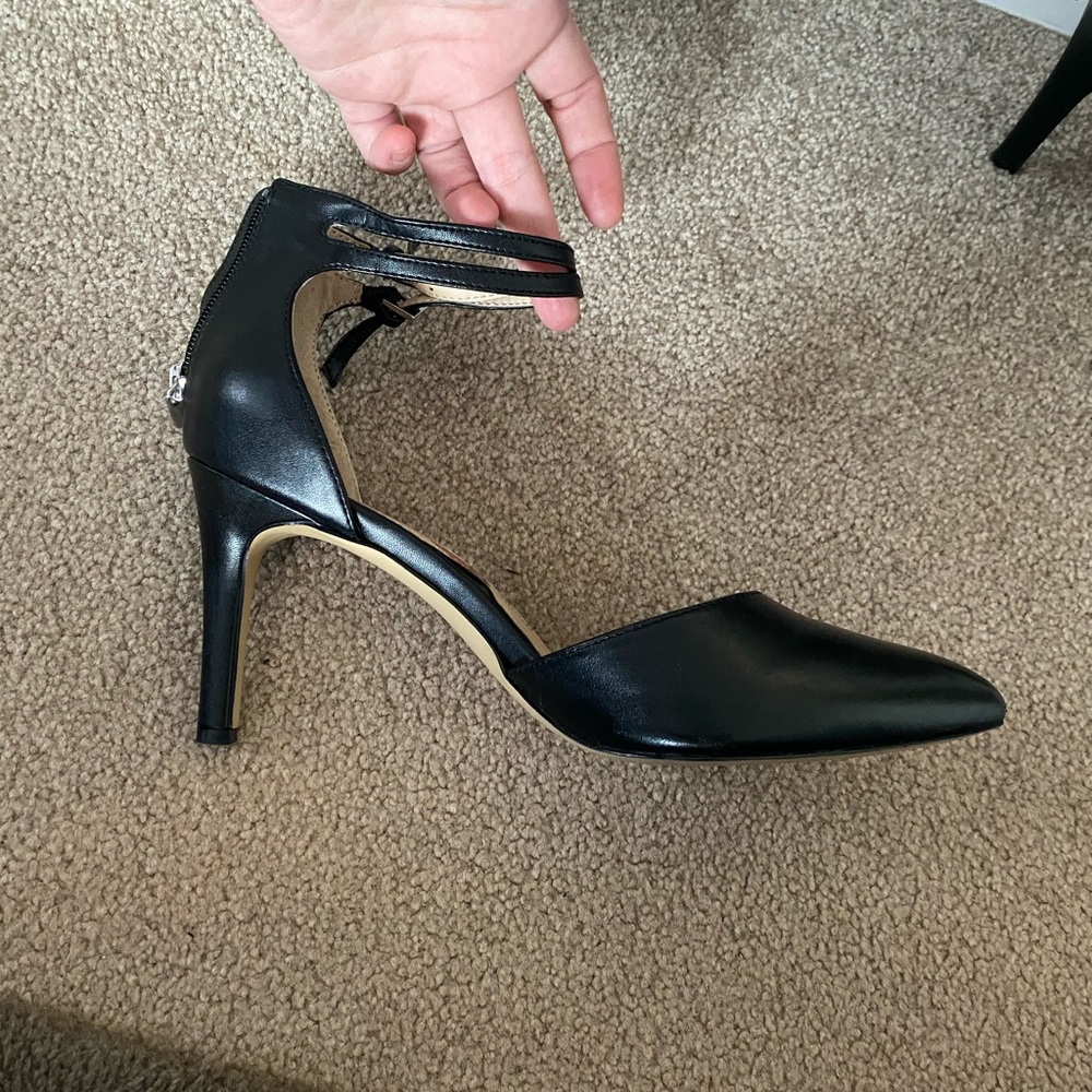 Adrienne Vittadini heels